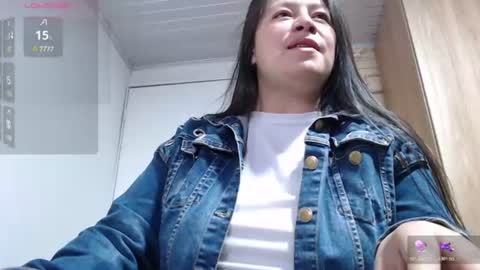 Snapshot of monickhotpri chatting on 14, 6, 2026 monickhotpri online show from 14, 6, 2026