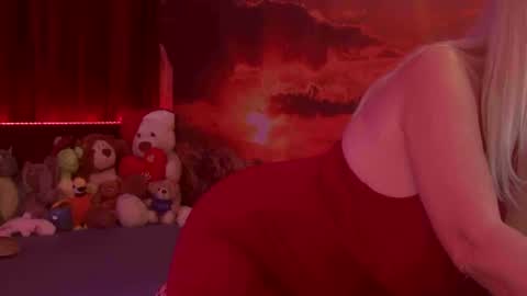 Snapshot of monicutex chatting on 16, 1, 2025 Monika    online show from 16, 1, 2025