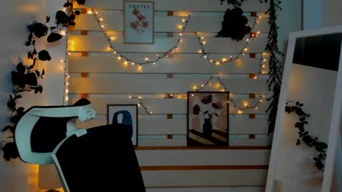 Monika online show from 23, 2, 2026