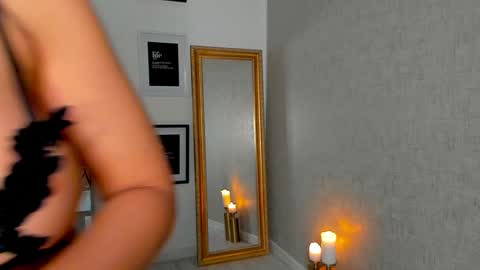 Snapshot of moniqueeass chatting on 7, 12, 2024 Alessia online show from 7, 12, 2024