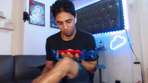 simon dice online show from 24, 2, 2025