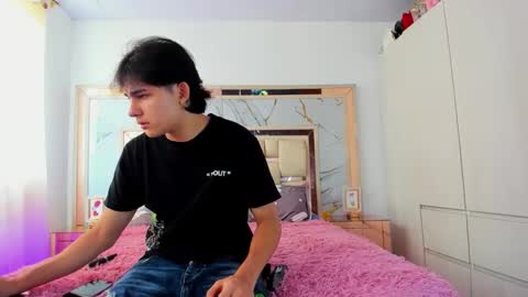 Snapshot of monky_0002 chatting on 24, 3, 2026 monky_0002 online show from 24, 3, 2026