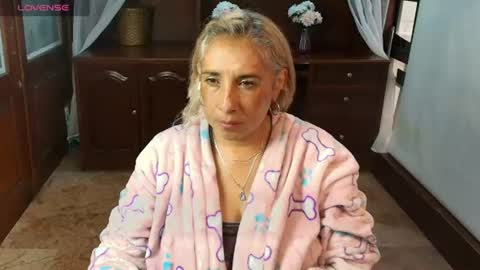 Snapshot of monserratgray chatting on 1, 7, 2026 MONSERRAT online show from 1, 7, 2026