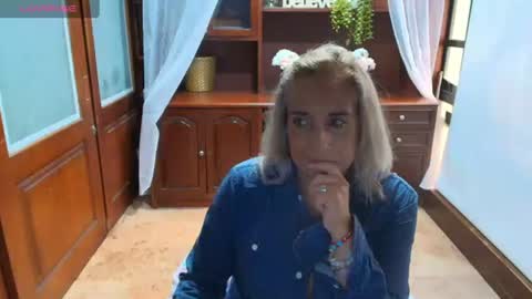 Snapshot of monserratgray chatting on 4, 7, 2026 MONSERRAT online show from 4, 7, 2026