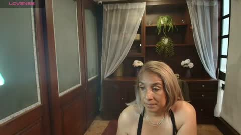 Snapshot of monserratgray chatting on 8, 7, 2026 MONSERRAT online show from 8, 7, 2026