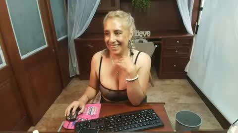 Snapshot of monserratgray chatting on 28, 7, 2026 MONSERRAT online show from 28, 7, 2026