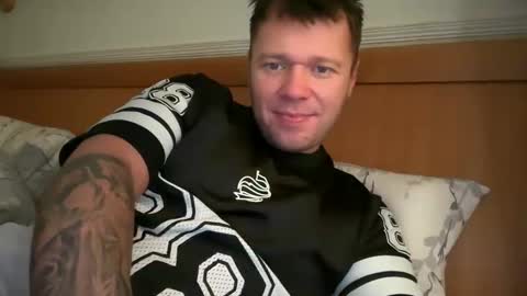 Monster D online show from 3, 10, 2025