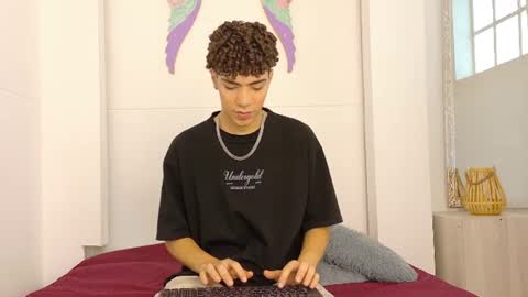 Snapshot of monyel_blake chatting on 6, 7, 2026 online show from 6, 7, 2026