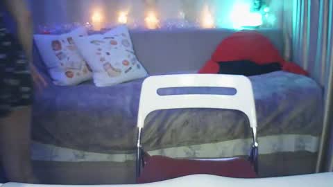 moodiemira online show from 17, 1, 2026