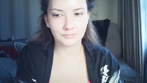 Snapshot of moodiemira chatting on 24, 3, 2026 moodiemira online show from 24, 3, 2026