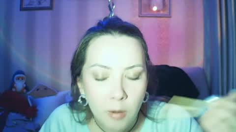 Snapshot of moodiemira chatting on 8, 4, 2026 moodiemira online show from 8, 4, 2026