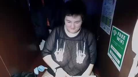 Snapshot of moojay00 chatting on 5, 1, 2025 Moo Jay online show from 5, 1, 2025