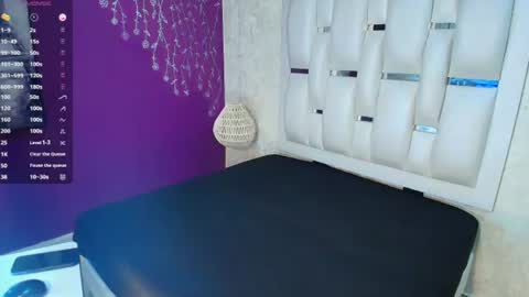 Snapshot of moom_ivy_ chatting on 6, 7, 2026 online show from 6, 7, 2026