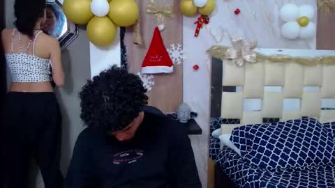 moon_and_fire_ online show from 19, 11, 2025