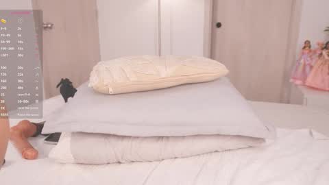 Snapshot of moon_angels chatting on 9, 1, 2026 Angels online show from 9, 1, 2026