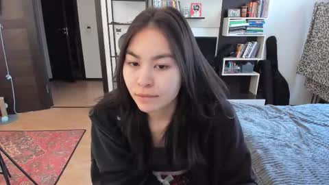 Snapshot of moon_bloom chatting on 25, 2, 2026 Zoe online show from 25, 2, 2026