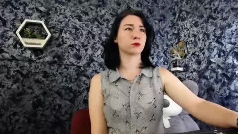 Snapshot of moon_foxy_ chatting on 5, 6, 2026 Diana online show from 5, 6, 2026