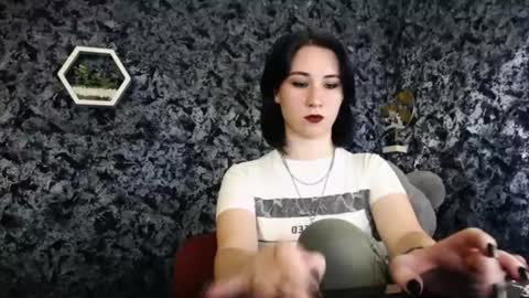 Snapshot of moon_foxy_ chatting on 9, 6, 2026 Diana online show from 9, 6, 2026
