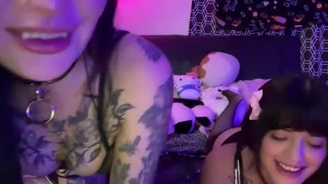 Snapshot of moon_kitt3n chatting on 13, 3, 2026 Moon online show from 13, 3, 2026