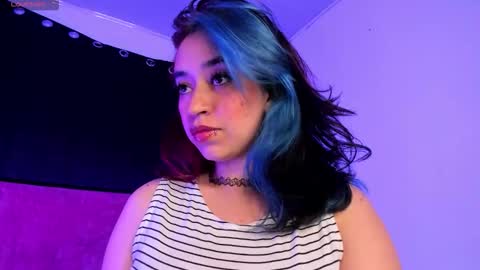 Snapshot of moon_sofii chatting on 2, 12, 2025 Sofii model Independent online show from 2, 12, 2025