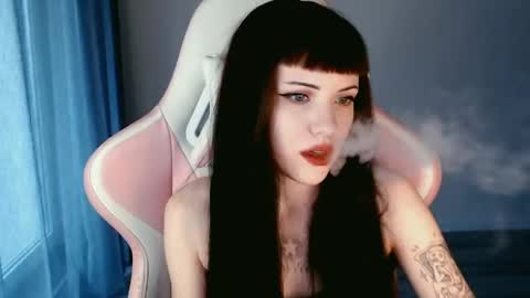  sophie  online show from 4, 5, 2026
