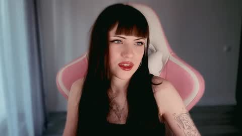 Snapshot of moon_velvet chatting on 30, 6, 2026 sophie online show from 30, 6, 2026