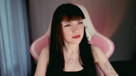 Snapshot of moon_velvet chatting on 8, 7, 2026 sophie online show from 8, 7, 2026