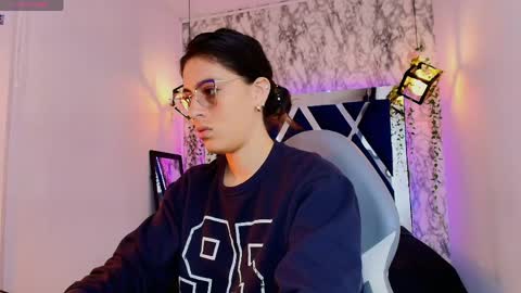 Snapshot of moon_winy chatting on 10, 5, 2026 Winy online show from 10, 5, 2026