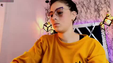 Snapshot of moon_winy chatting on 11, 5, 2026 Winy online show from 11, 5, 2026