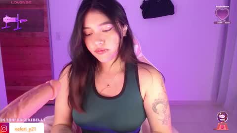 Snapshot of moonbella_bell chatting on 6, 1, 2026 bell online show from 6, 1, 2026