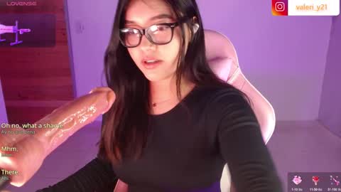 Snapshot of moonbella_bell chatting on 6, 3, 2026 bell online show from 6, 3, 2026