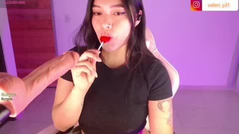 Snapshot of moonbella_bell chatting on 24, 3, 2026 bell online show from 24, 3, 2026