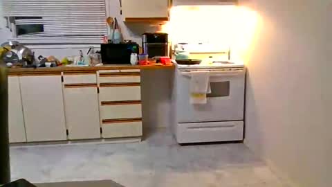 Snapshot of moonbutterfly94 chatting on 22, 11, 2025 moonbutterfly94 online show from 22, 11, 2025