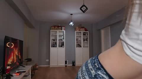 Snapshot of moondao chatting on 22, 12, 2025 Anna online show from 22, 12, 2025