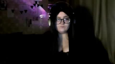 Snapshot of moonfairy2 chatting on 26, 4, 2026 moonfairy2 online show from 26, 4, 2026