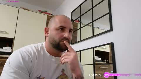 Snapshot of moonjoey chatting on 13, 11, 2025 Twitterjoe dominik online show from 13, 11, 2025