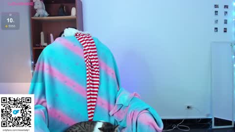 MOON  online show from 18, 12, 2024