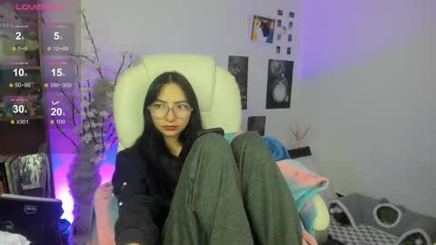 MOON  online show from 18, 1, 2026