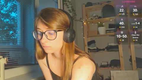 Snapshot of moonlight__lovers chatting on 20, 9, 2025 Dana online show from 20, 9, 2025