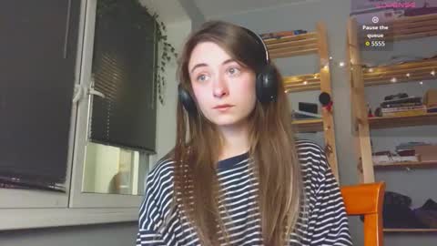 Snapshot of moonlight__lovers chatting on 16, 11, 2025 Dana online show from 16, 11, 2025