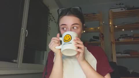 Snapshot of moonlight__lovers chatting on 29, 11, 2025 Dana online show from 29, 11, 2025