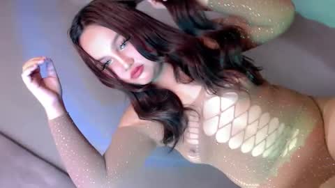 Snapshot of moonlight_baby28 chatting on 12, 3, 2026 B E T T Y online show from 12, 3, 2026