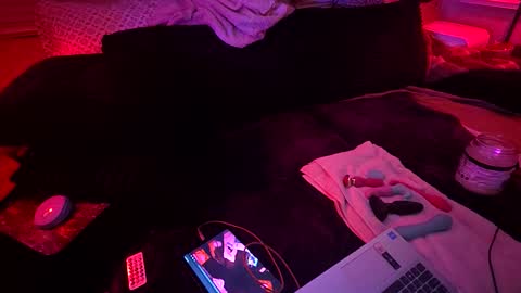 Snapshot of moonmysticdub chatting on 14, 4, 2026 moonmysticdub online show from 14, 4, 2026