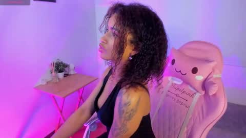 Snapshot of moonrose_1 chatting on 18, 3, 2026 Rosa online show from 18, 3, 2026