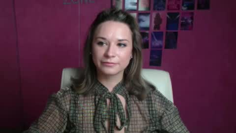 Snapshot of moonsusanna chatting on 5, 3, 2026 Susanna online show from 5, 3, 2026