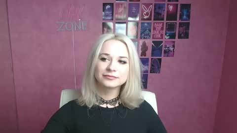 Snapshot of moonsusanna chatting on 24, 3, 2026 Susanna online show from 24, 3, 2026