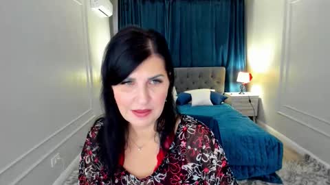 Ask me  online show from 25, 11, 2025