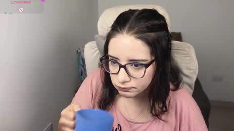 Moon Woman online show from 6, 11, 2025