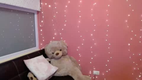 Mora Haze 3 online show from 27, 2, 2025