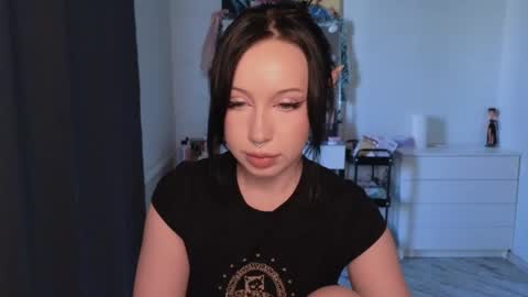 Snapshot of moranagoddess chatting on 6, 5, 2026 Morana follow my boosty online show from 6, 5, 2026